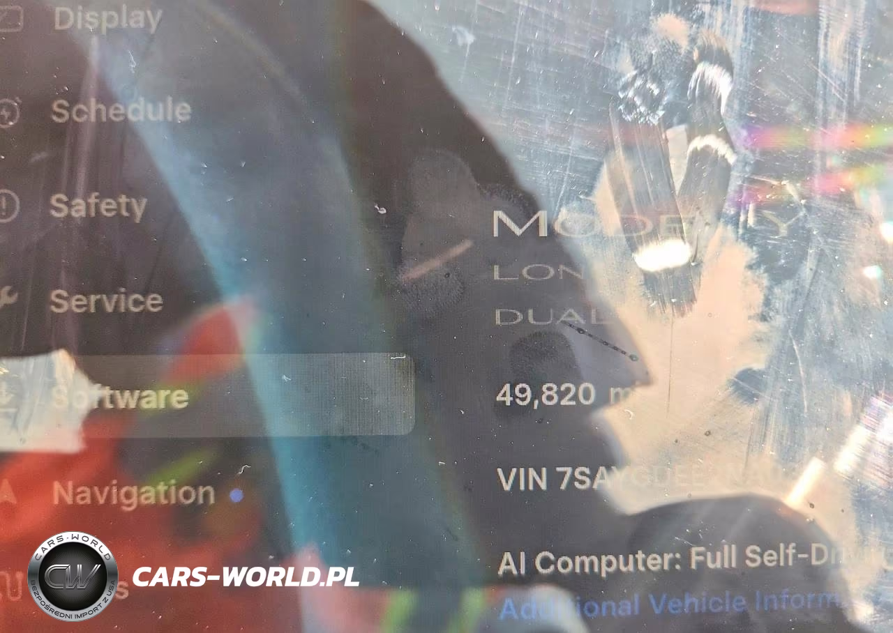 2022 Tesla Model Y VIN:7SAYGDEE2NA021967 - 9