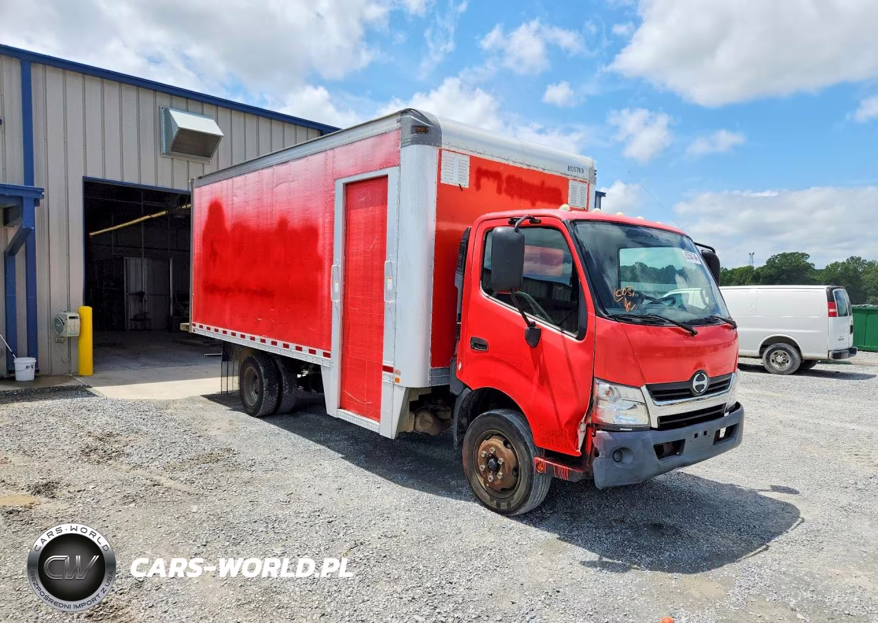 2017 Hino 195 Box Truck VIN:JHHSDM2H2HK005737 - 4