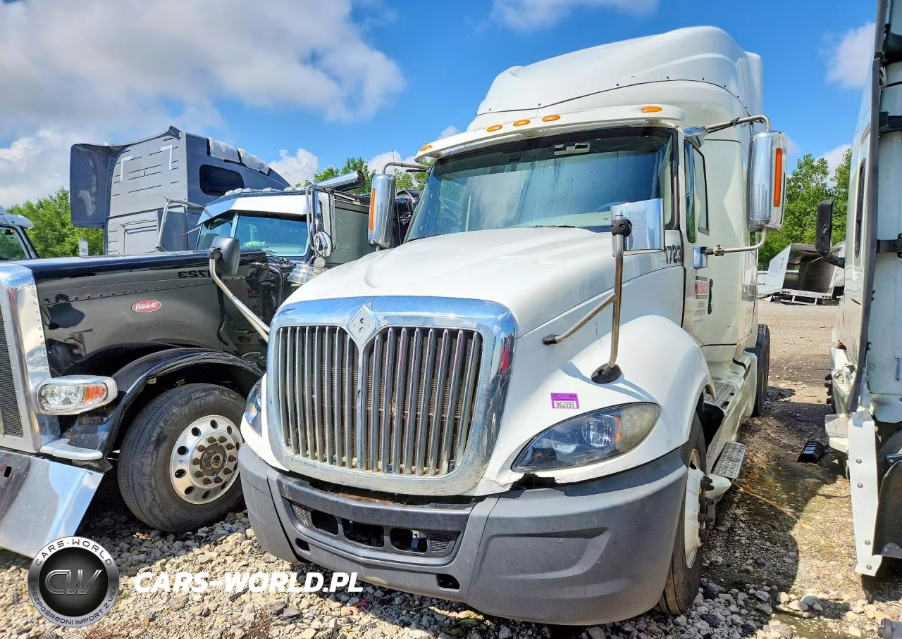2016 International Prostar Semi Truck VIN:3HSDJAPR8GN001723 - 1