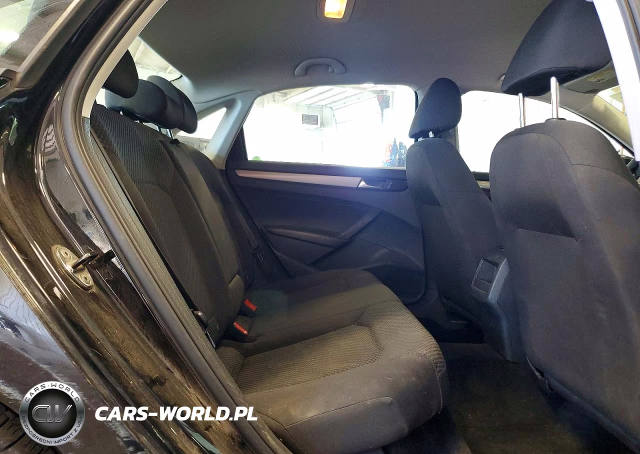 2012 Volkswagen Passat S VIN:1VWAP7A35CC073656 - 10