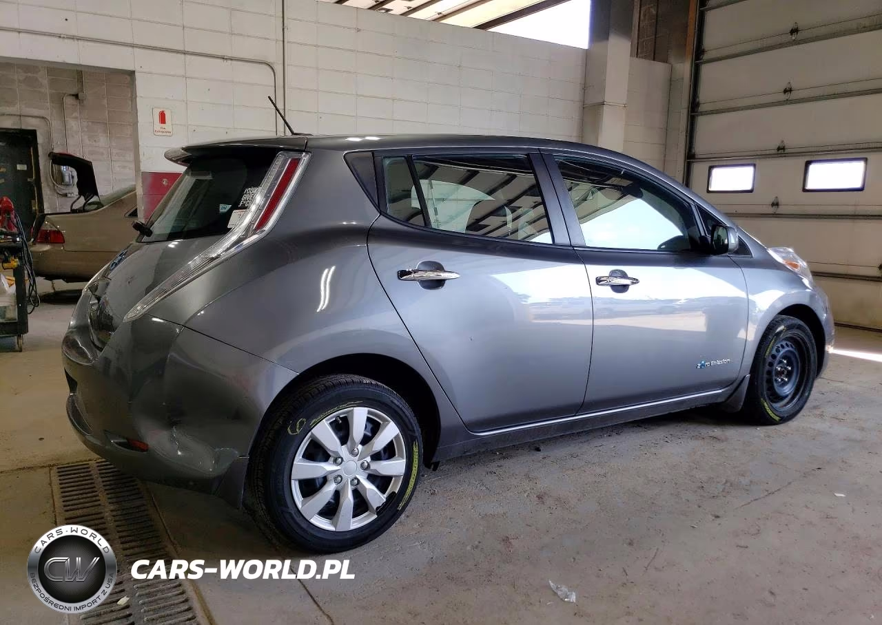 2015 Nissan Leaf S VIN:1N4AZ0CP4FC302830 - 3