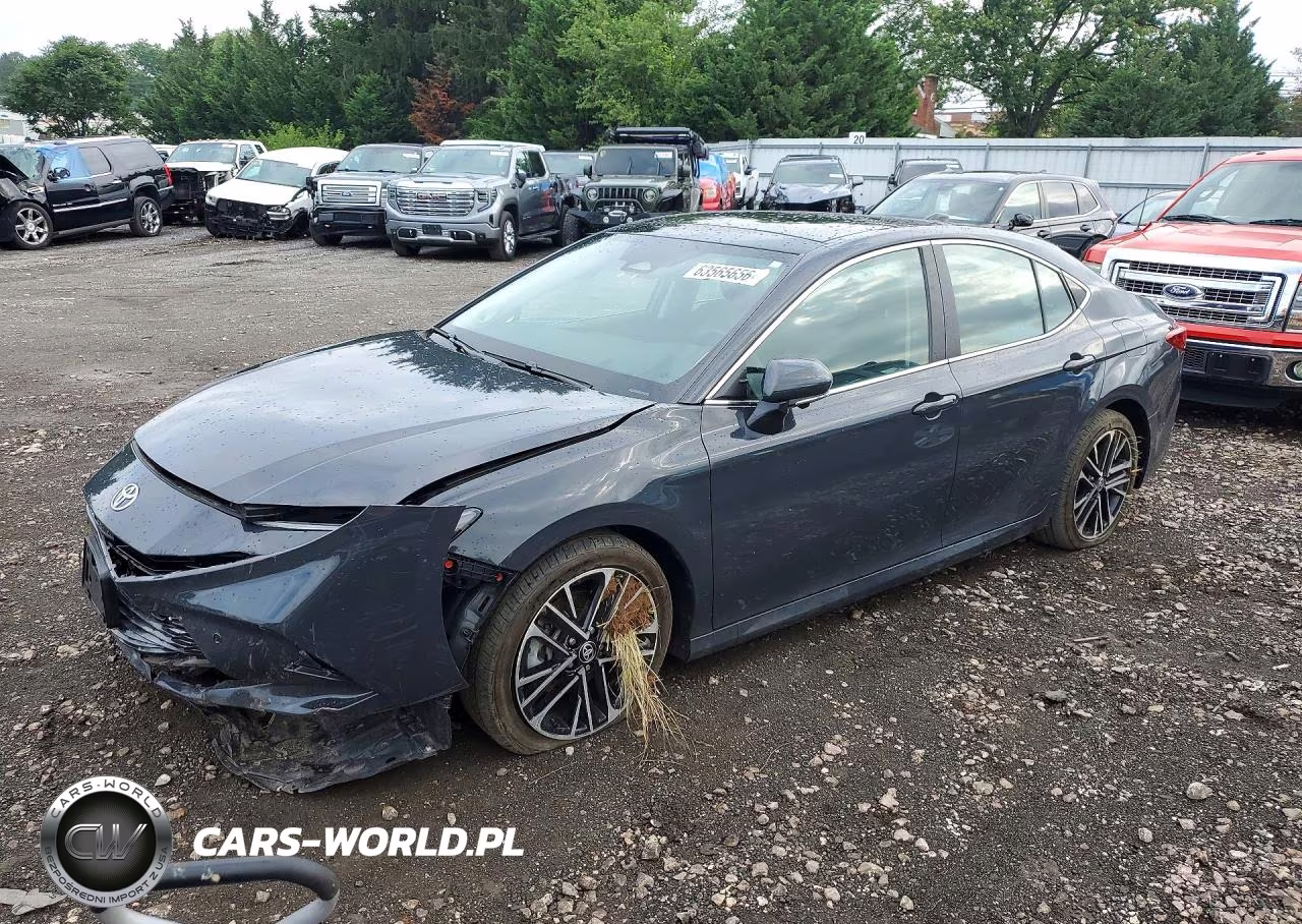 2025 Toyota Camry Xle – zdjęcie 1 z 12