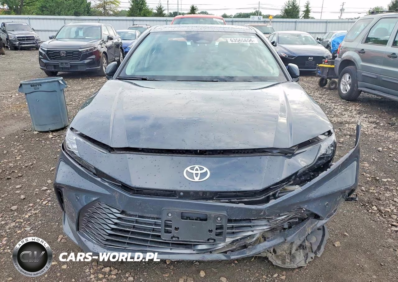 2025 Toyota Camry Xle VIN:4T1DAACKXSU051529 - 5