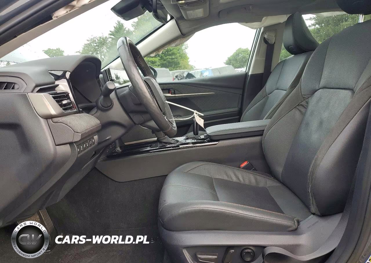 2025 Toyota Camry Xle VIN:4T1DAACKXSU051529 - 7