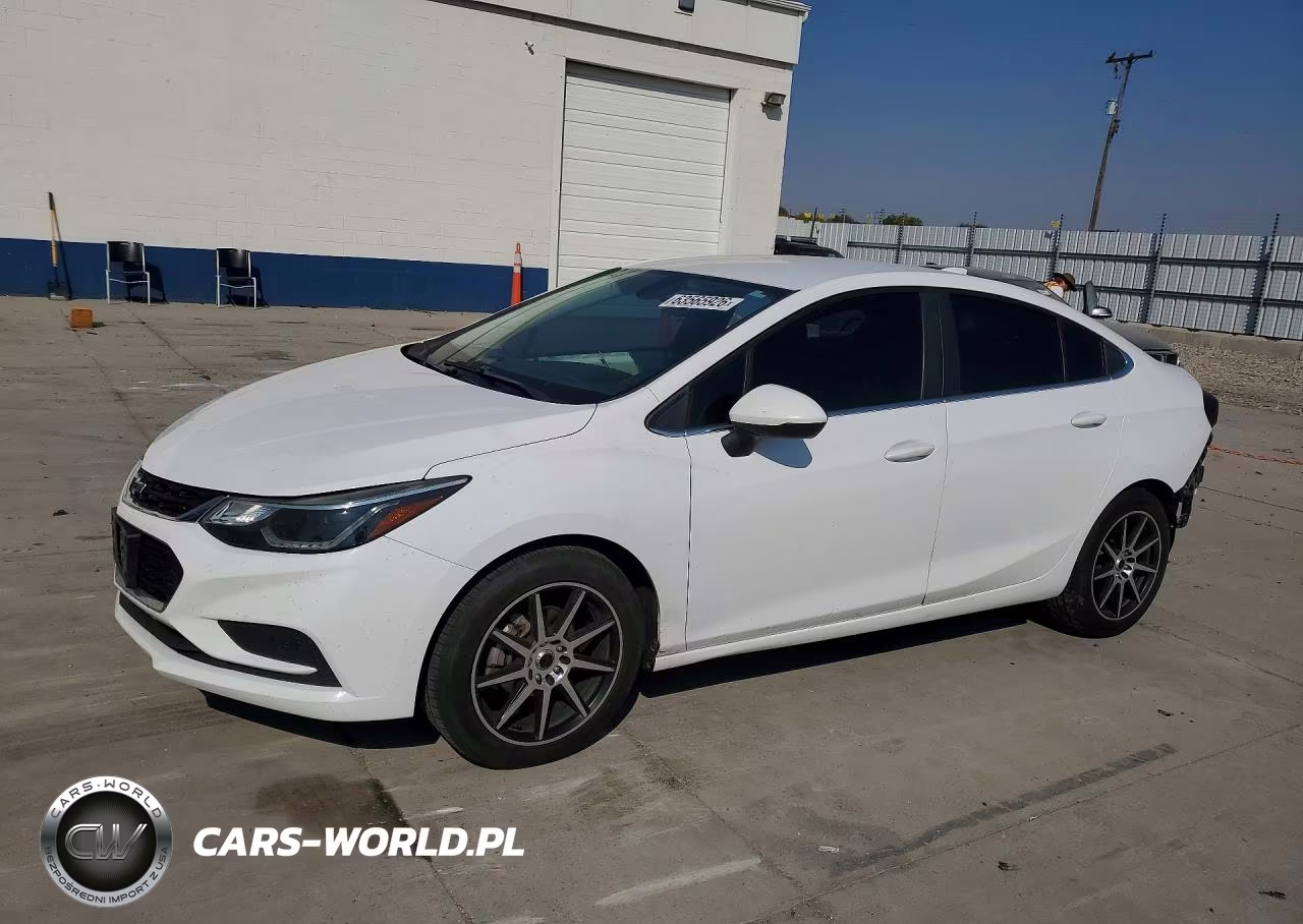 2017 Chevrolet Cruze Lt – zdjęcie 1 z 13
