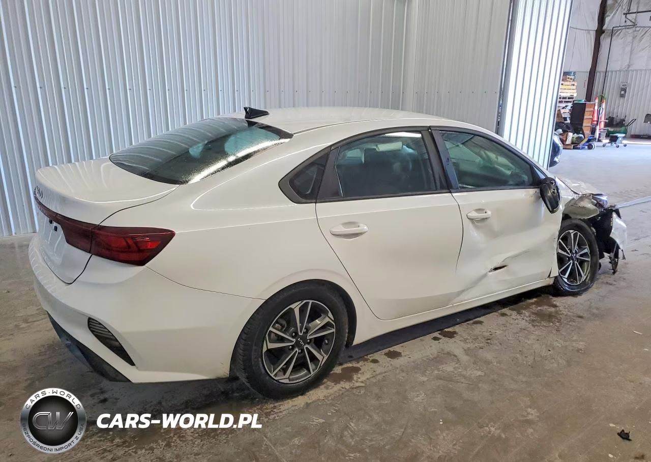 2023 Kia Forte Lxs VIN:3KPF24AD3PE591908 - 3