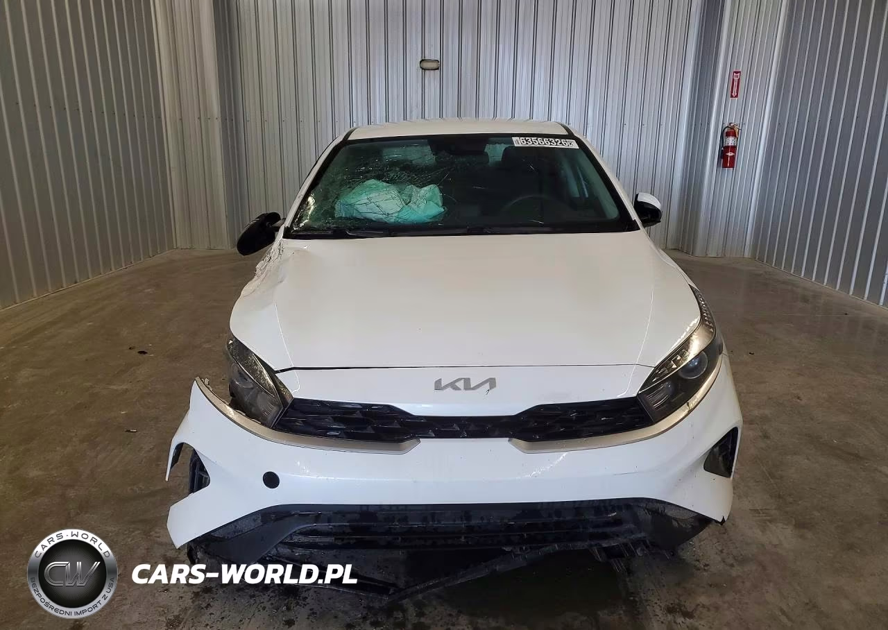 2023 Kia Forte Lxs VIN:3KPF24AD3PE591908 - 5