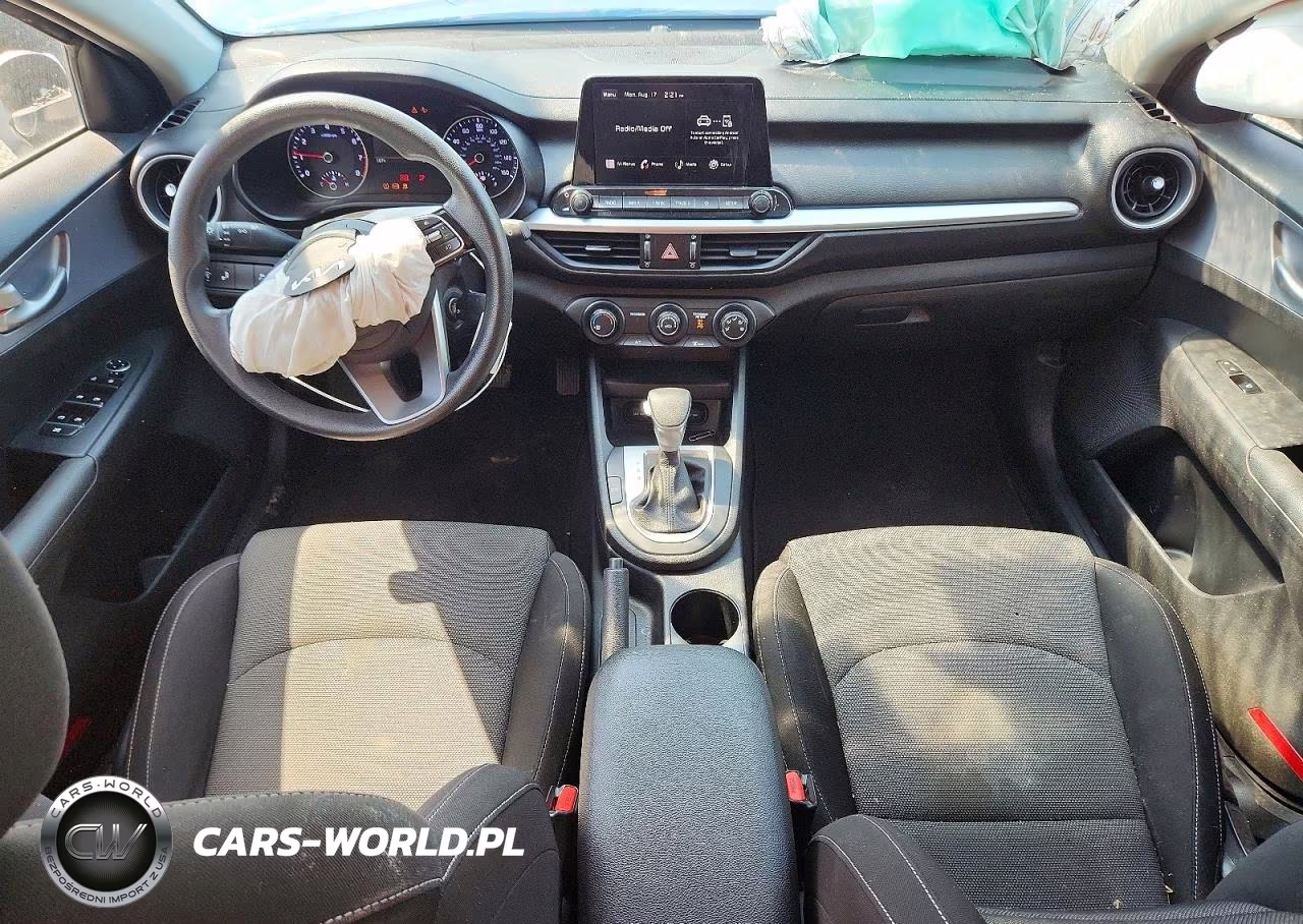 2023 Kia Forte Lxs VIN:3KPF24AD3PE591908 - 8