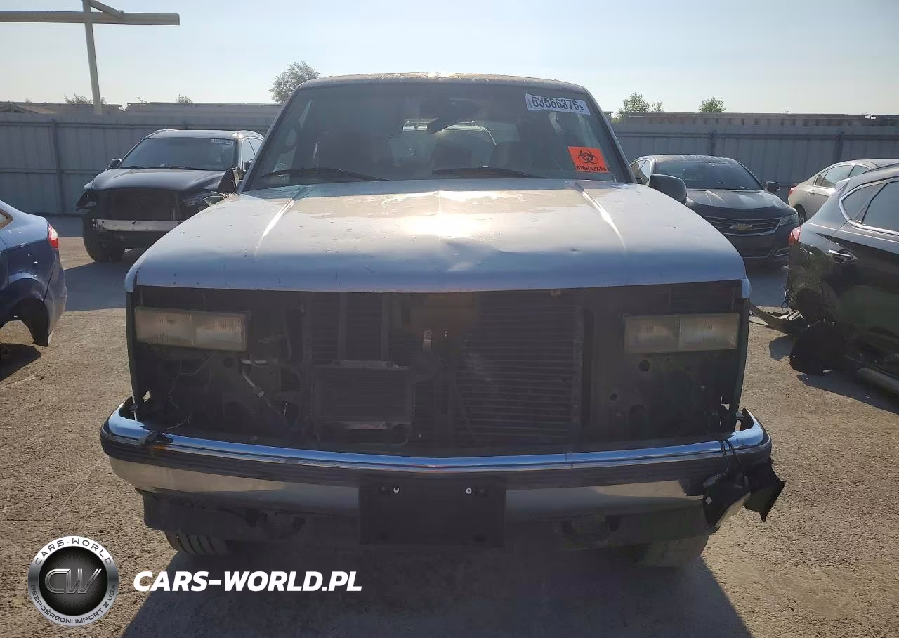 1995 Chevrolet Tahoe K1500 VIN:3GNEK18K4SG109868 - 5