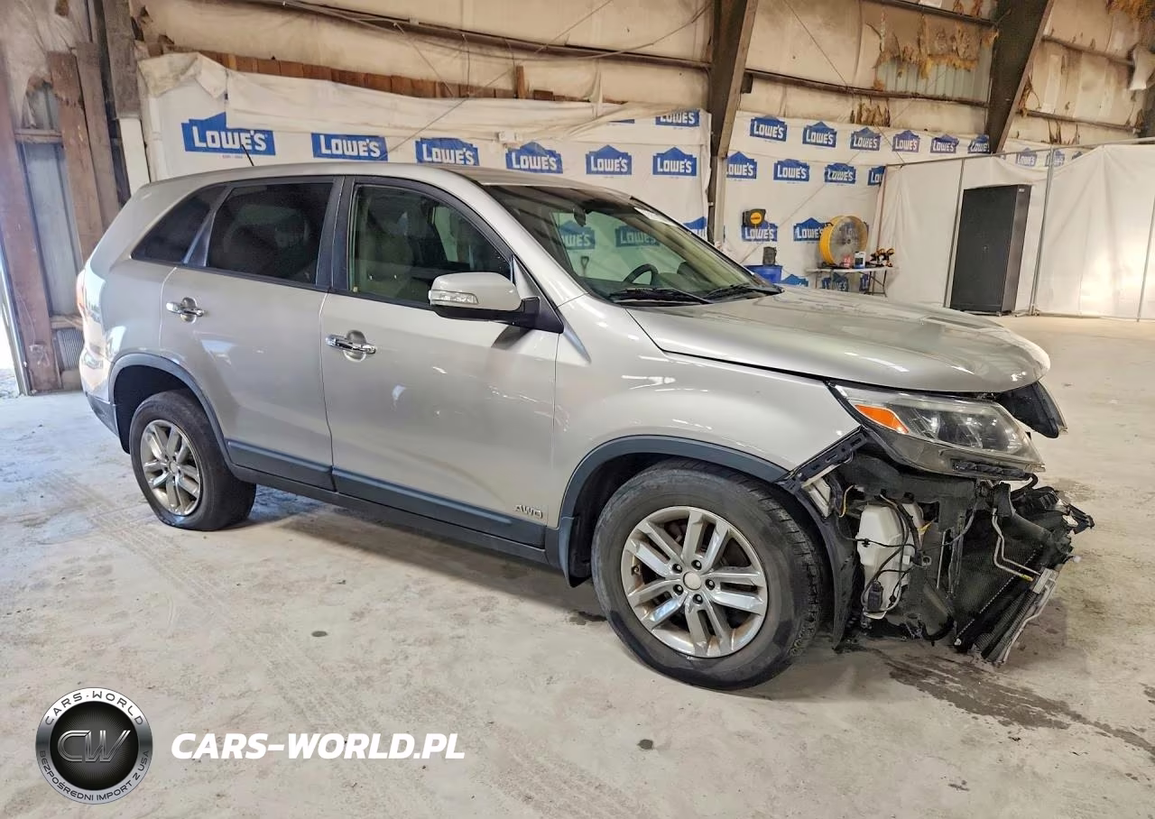 2015 Kia Sorento Lx VIN:5XYKTCA6XFG604727 - 4