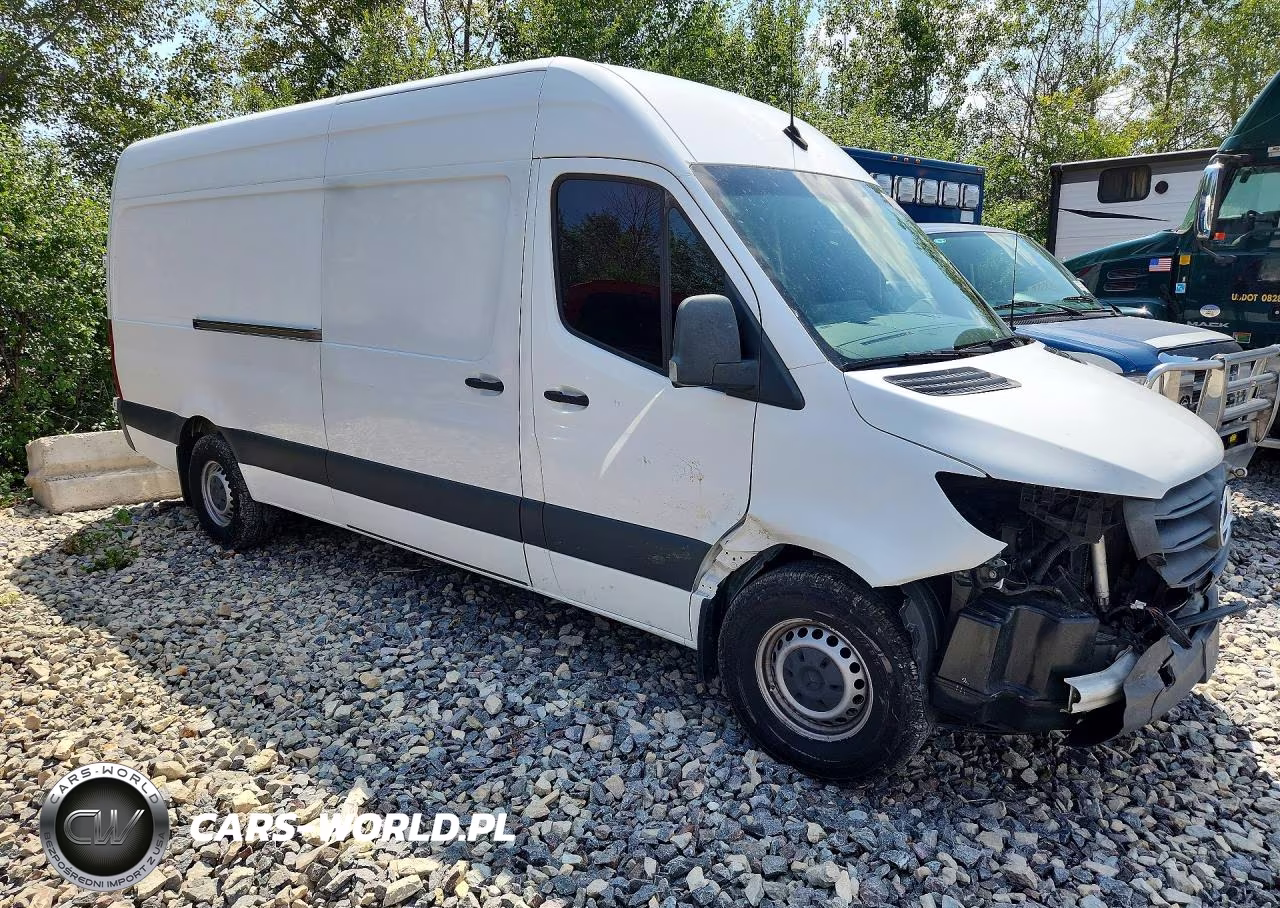 2022 Mercedes-Benz Sprinter 2500 Delivery Van VIN:W1Y4DCHY8NT103802 - 4