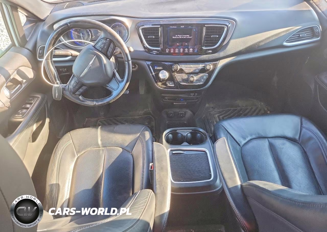 2018 Chrysler Pacifica Touring L Plus VIN:2C4RC1EG8JR332544 - 8