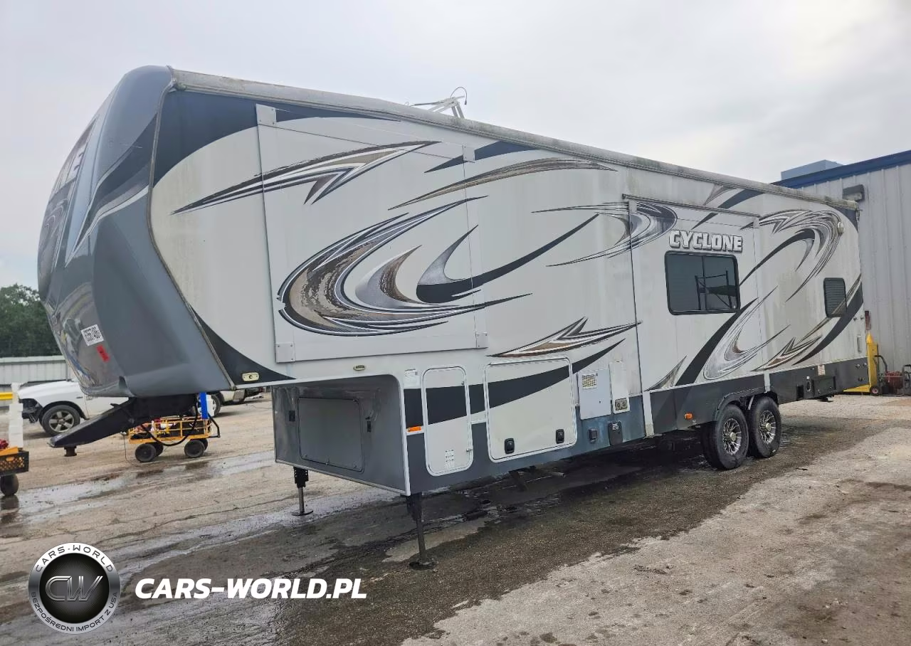 2012 Heartland Cyclone Camper VIN:5SFCG3623CE248007 - 2