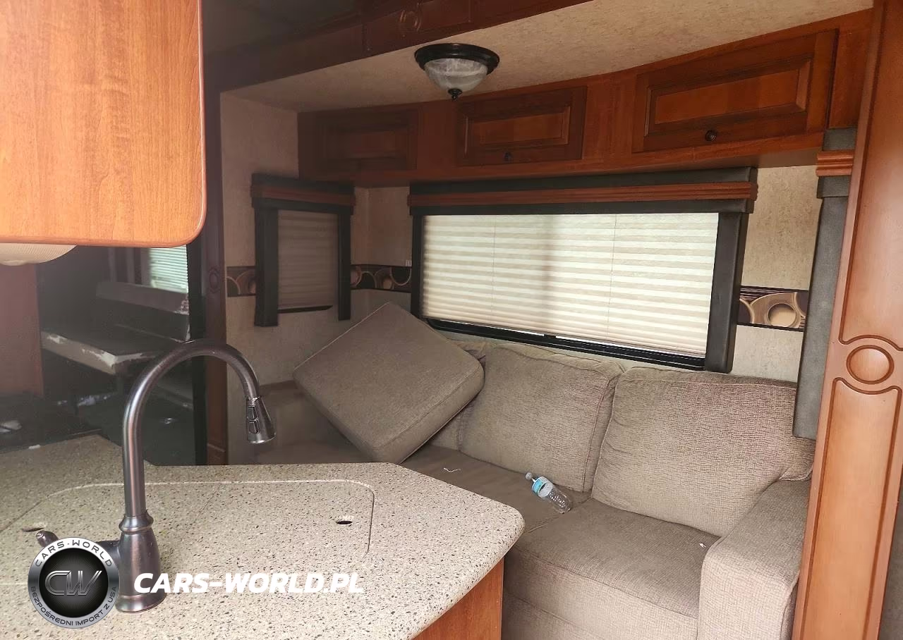 2012 Heartland Cyclone Camper VIN:5SFCG3623CE248007 - 6