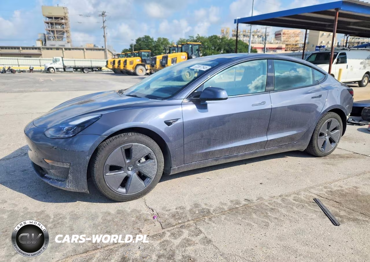 2022 Tesla Model 3 – zdjęcie 1 z 13