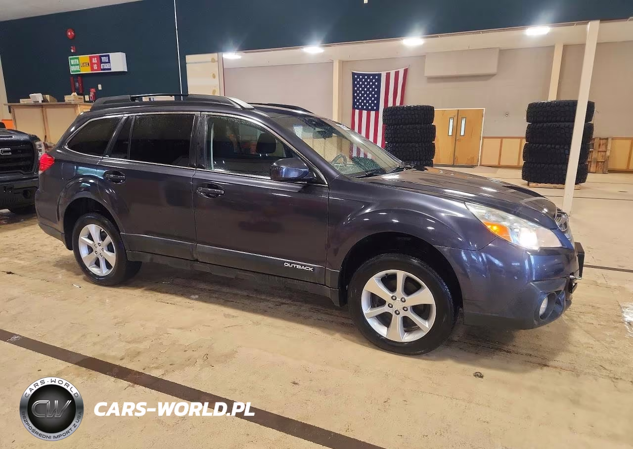 2013 Subaru Outback 2.5I Premium VIN:4S4BRBCC8D3320537 - 4