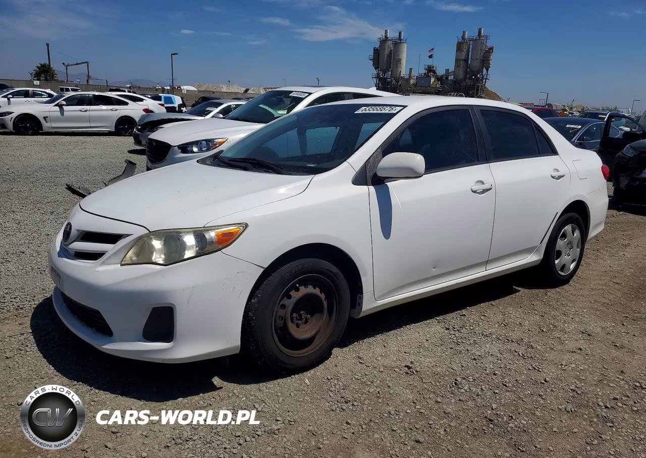 2011 Toyota Corolla Le – zdjęcie 1 z 12