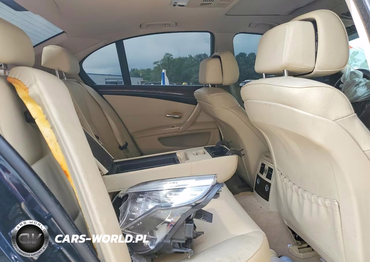 2010 BMW 528 Xi VIN:WBANV1C55AC158030 - 10