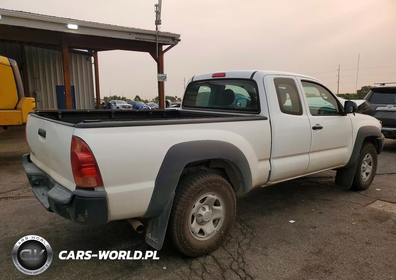 2015 Toyota Tacoma Base VIN:5TFUX4EN7FX037278 - 3