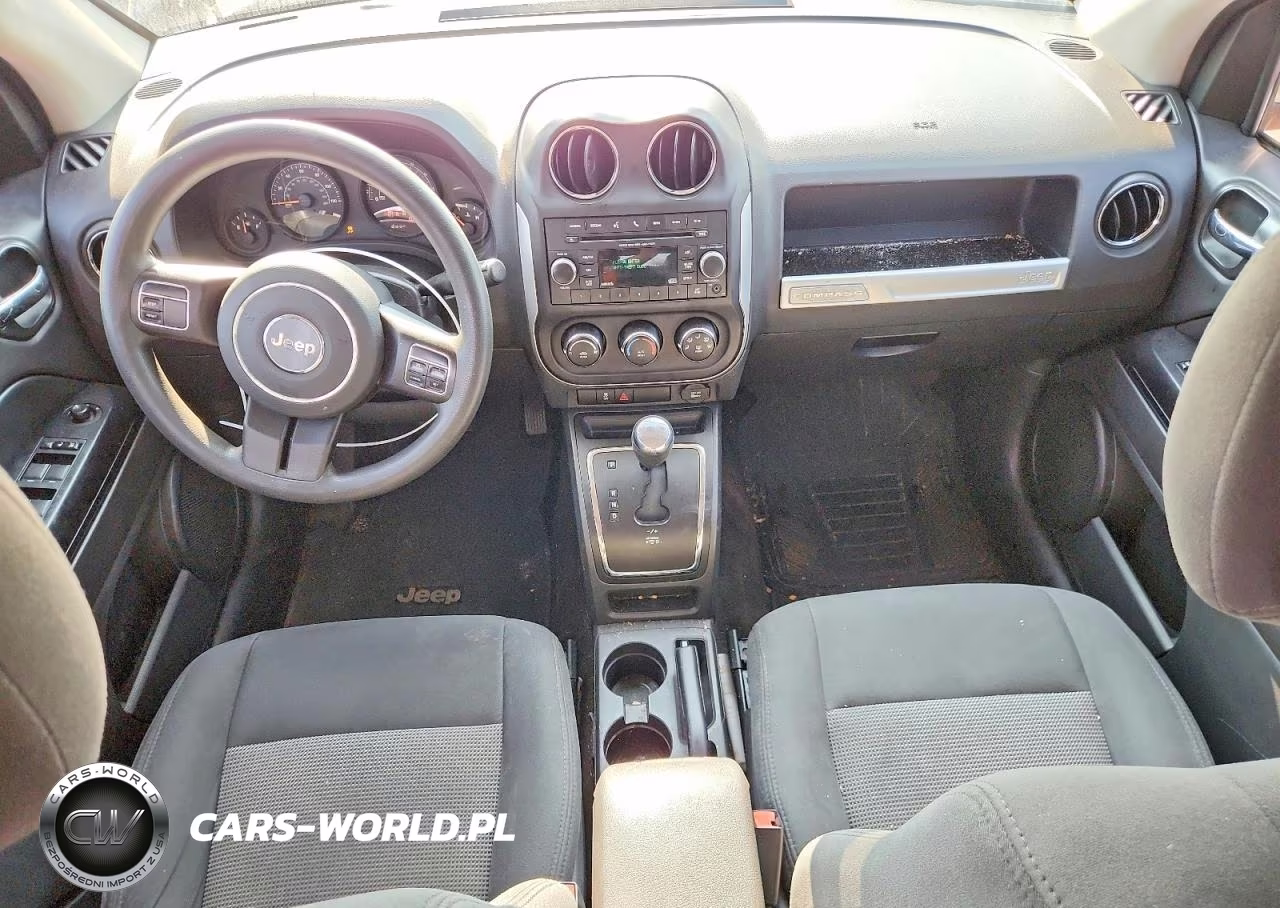 2014 Jeep Compass Sport VIN:1C4NJDBB1ED842418 - 8