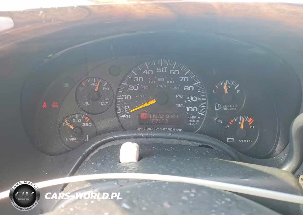 1999 Chevrolet Express G1500 VIN:1GBFG15R7X1001450 - 9