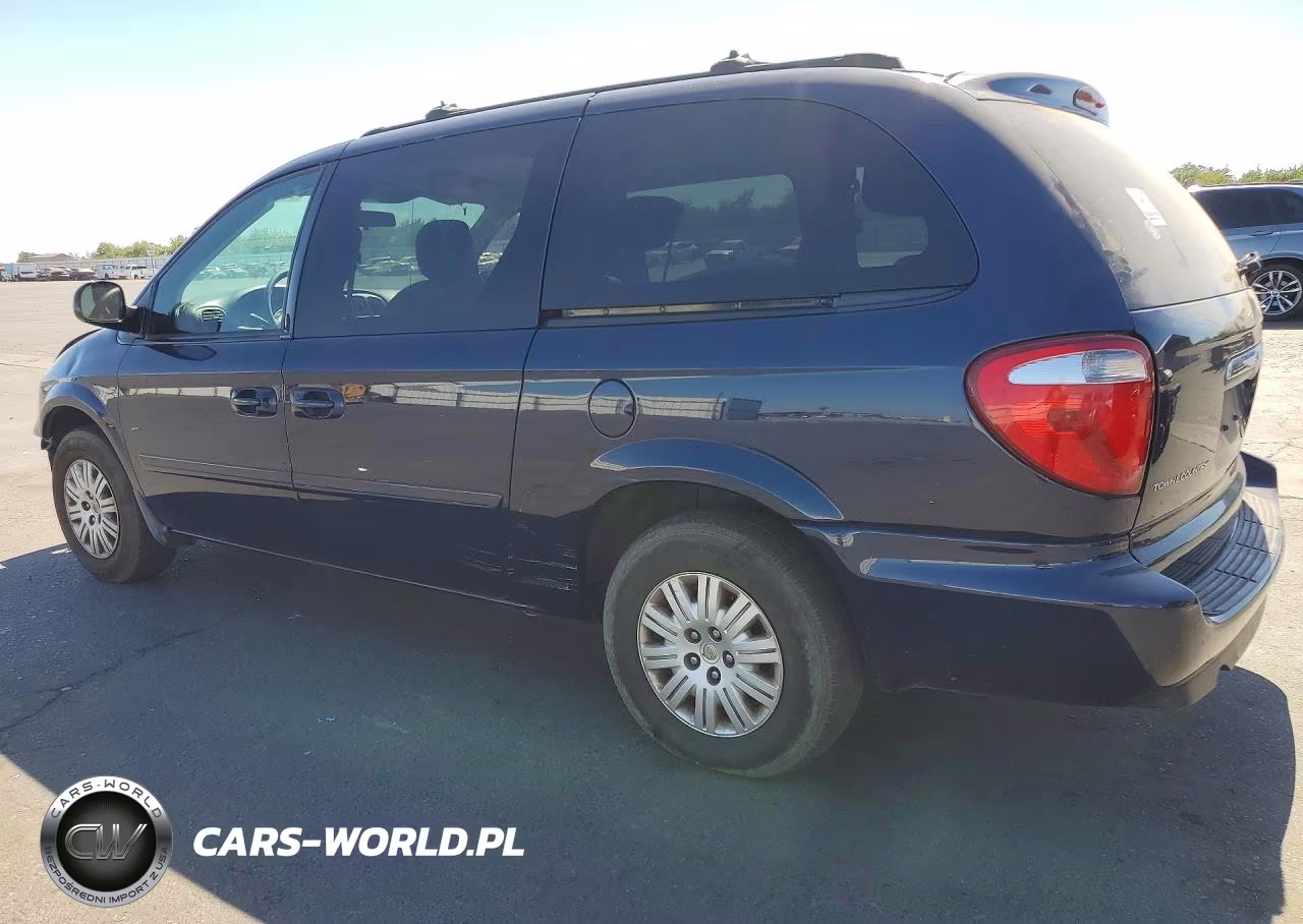 2005 Chrysler Town & Country Lx VIN:2C4GP44R35R319156 - 2