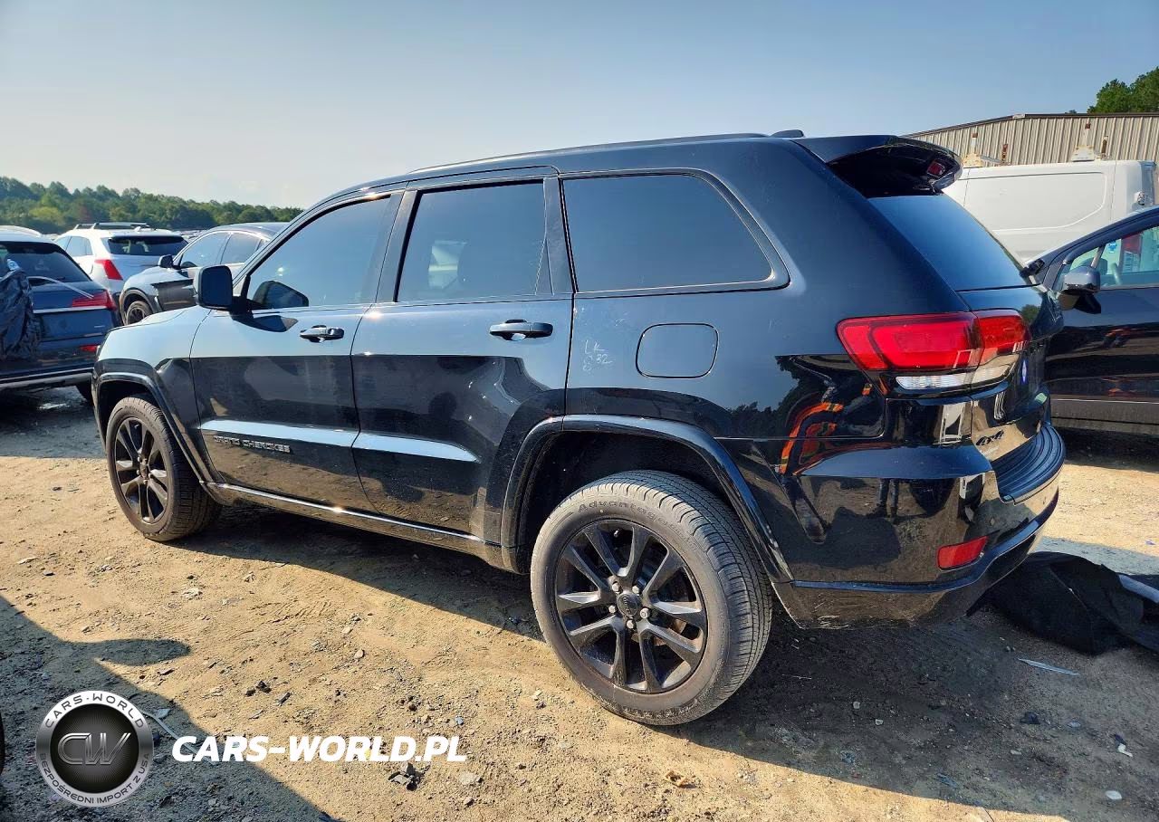 2020 Jeep Grand Cherokee Laredo VIN:1C4RJFAG1LC384294 - 2