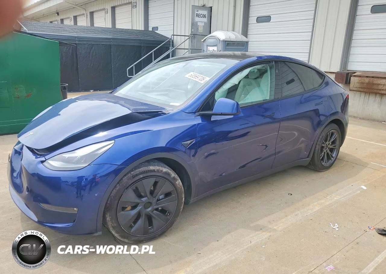 2024 Tesla Model Y – zdjęcie 1 z 13