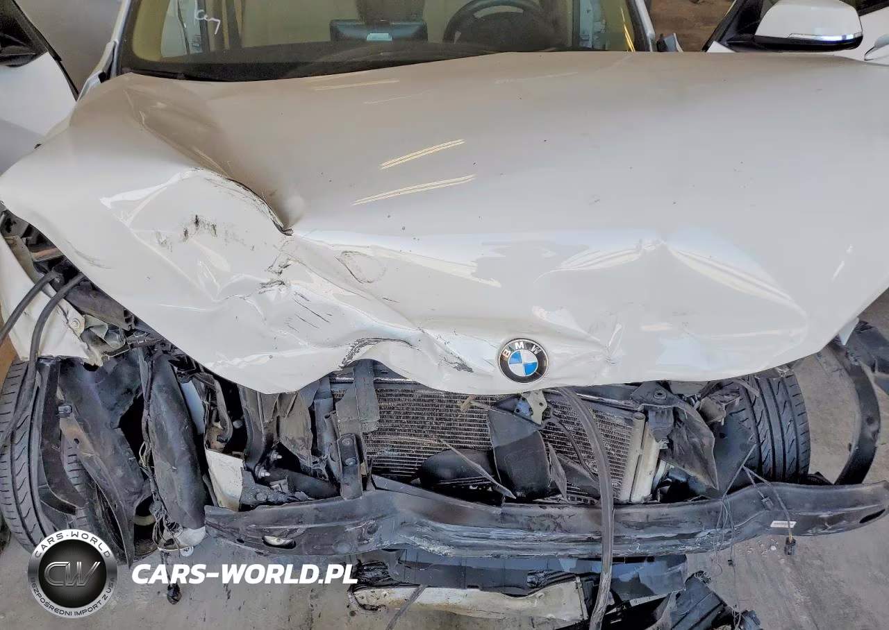 2015 BMW X1 xDrive28I VIN:WBAVL1C58FVY33788 - 12
