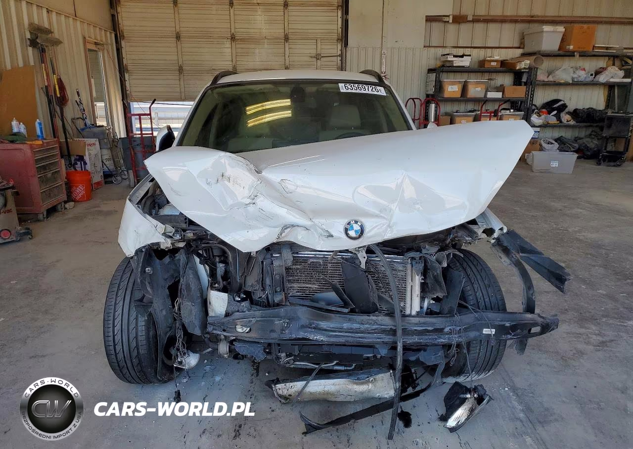 2015 BMW X1 xDrive28I VIN:WBAVL1C58FVY33788 - 5