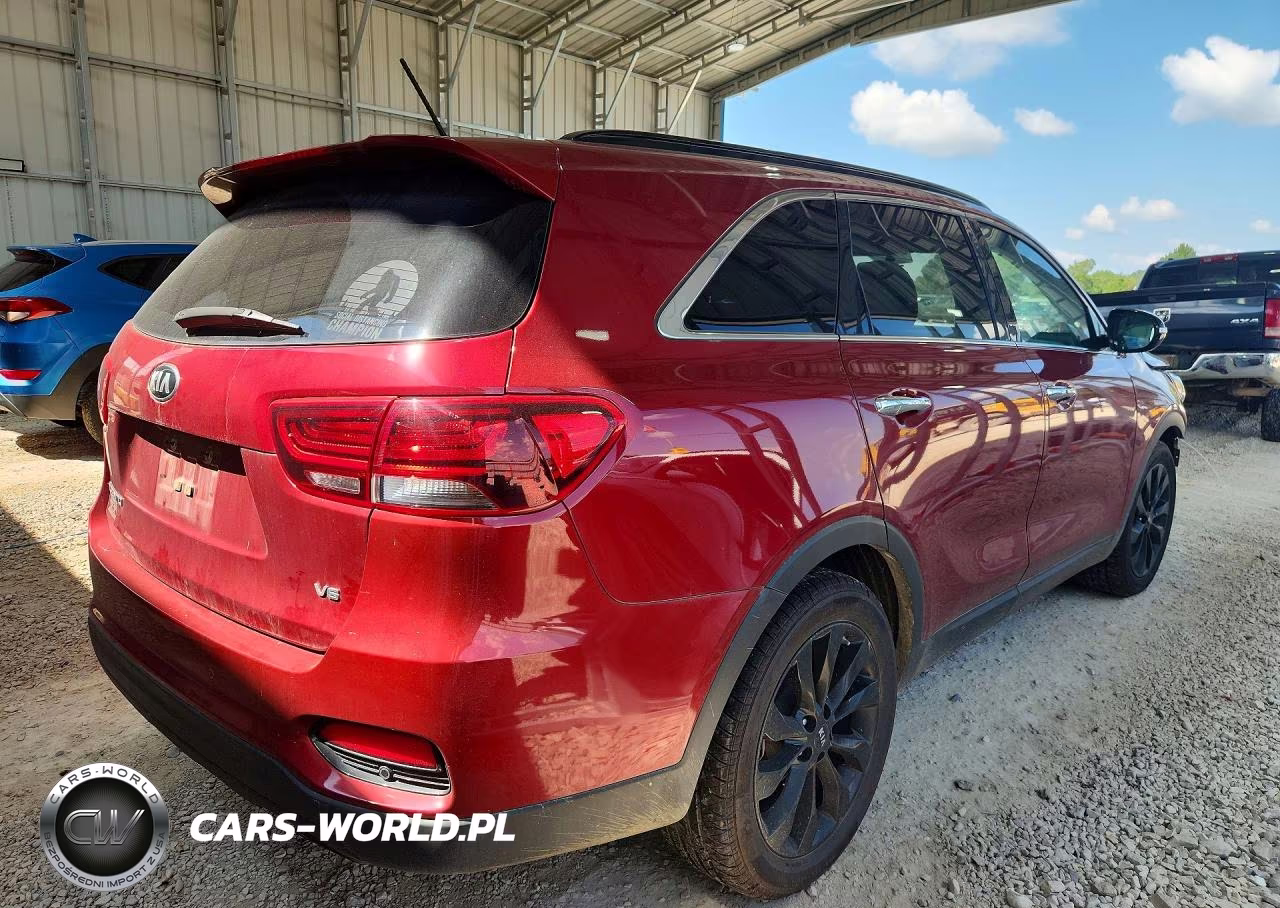 2020 Kia Sorento S VIN:5XYPG4A58LG694690 - 3