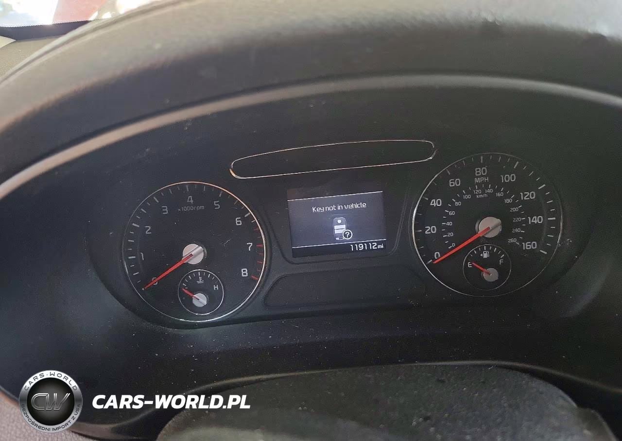 2020 Kia Sorento S VIN:5XYPG4A58LG694690 - 9