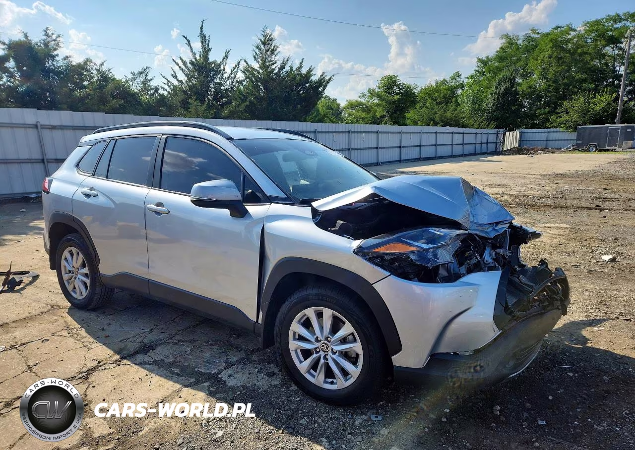 2023 Toyota Corolla Cross Le VIN:7MUCAABG9PV062309 - 4