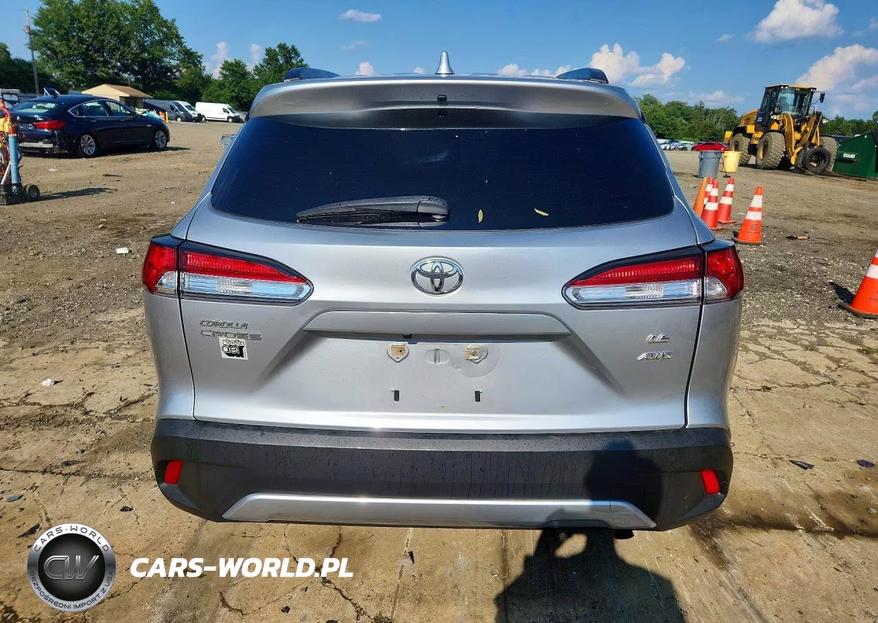 2023 Toyota Corolla Cross Le VIN:7MUCAABG9PV062309 - 6