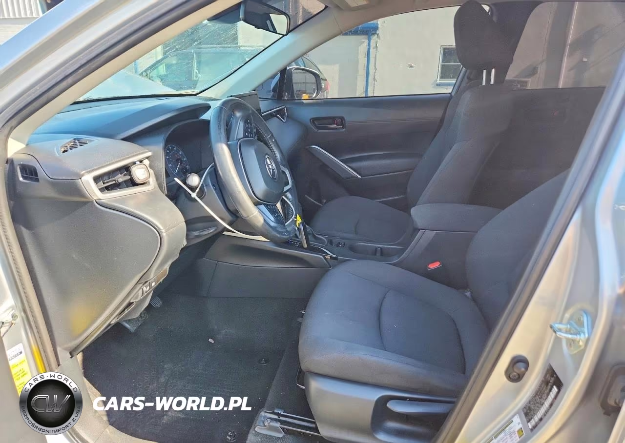 2023 Toyota Corolla Cross Le VIN:7MUCAABG9PV062309 - 7
