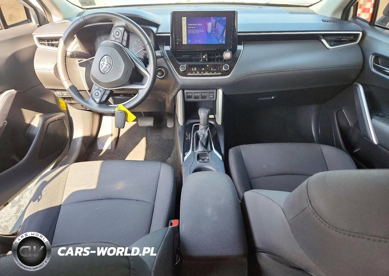 2023 Toyota Corolla Cross Le VIN:7MUCAABG9PV062309 - 8