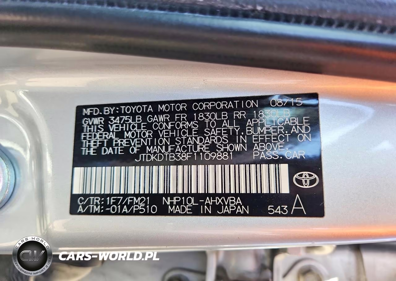 2015 Toyota Prius C Two VIN:JTDKDTB38F1109881 - 13