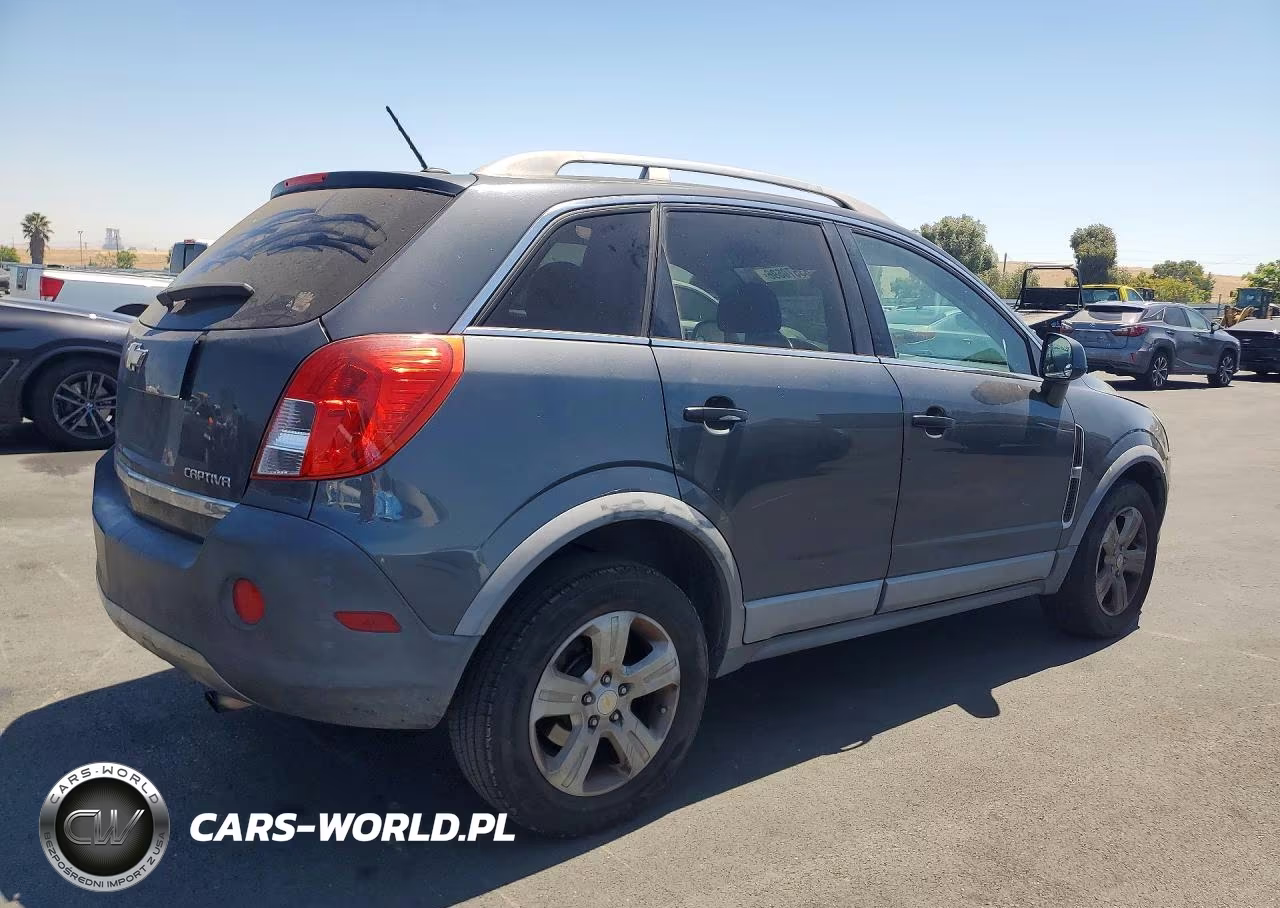 2013 Chevrolet Captiva Ls VIN:3GNAL2EK5DS572933 - 3