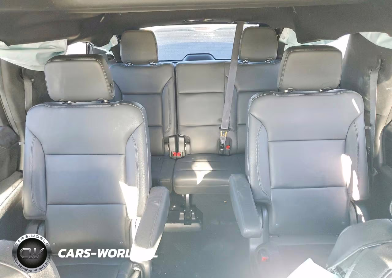 2024 Chevrolet Tahoe K1500 Z71 VIN:1GNSKPKD5RR177865 - 10