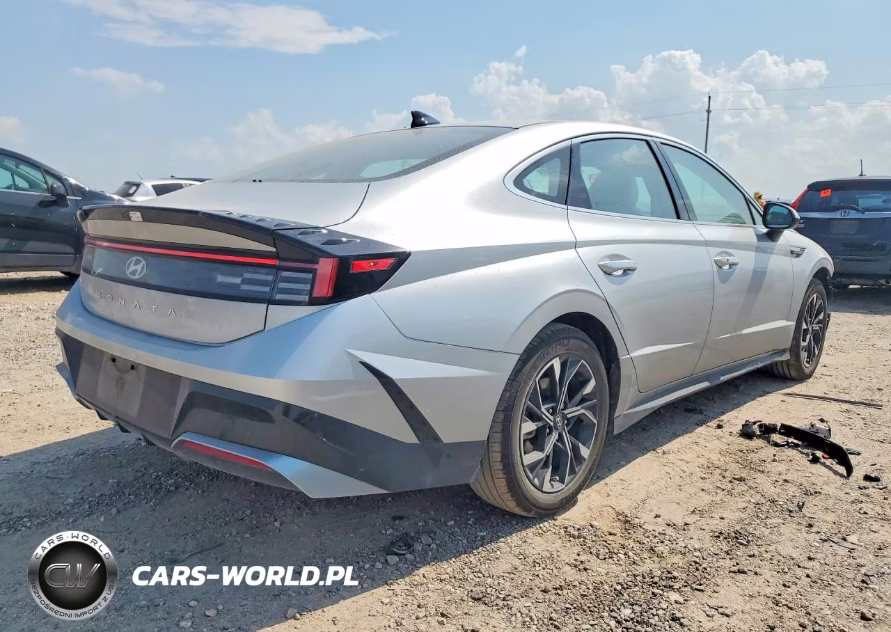 2024 Hyundai Sonata Sel VIN:KMHL64JA2RA414085 - 3