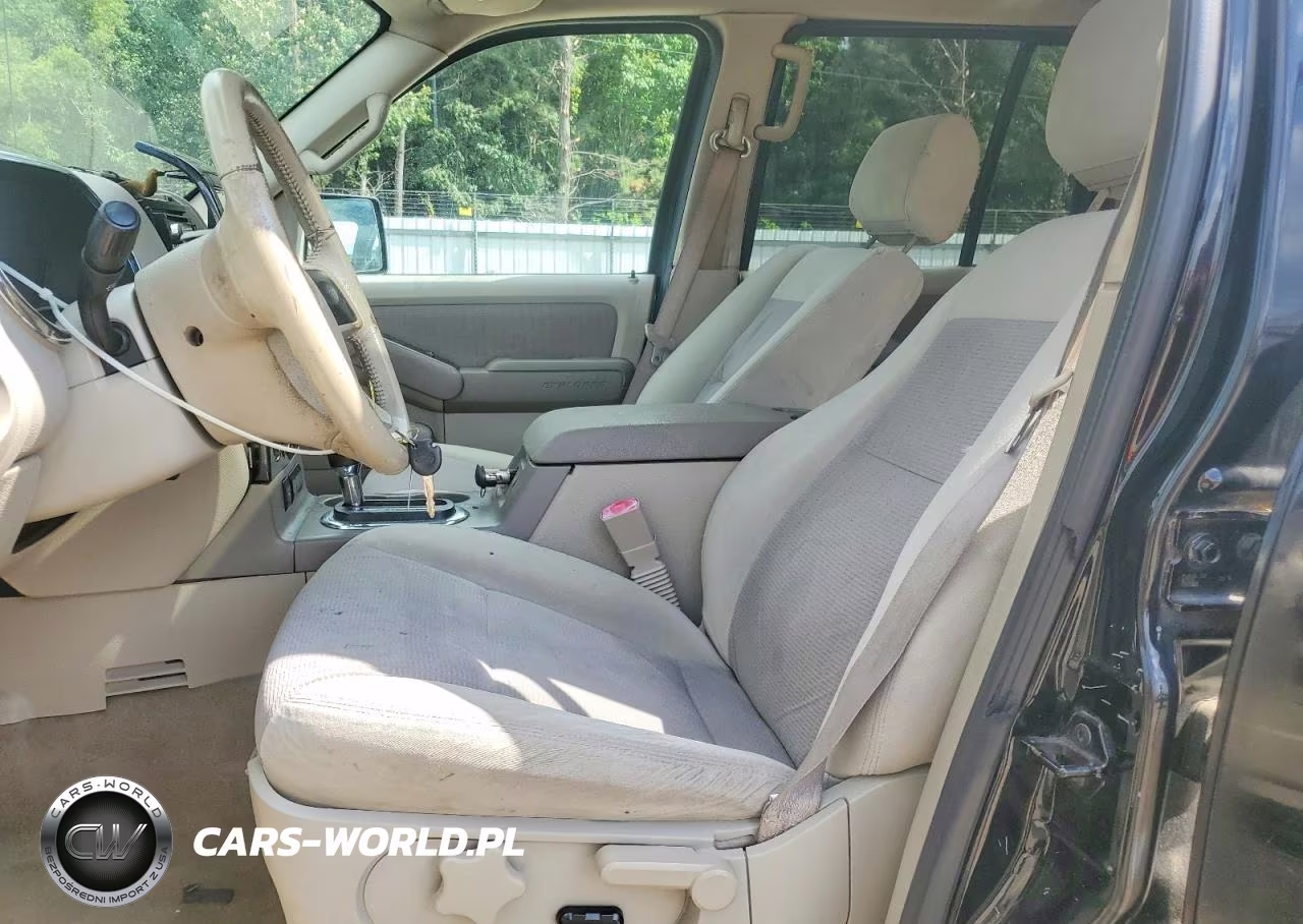 2007 Ford Explorer Xlt VIN:1FMEU73E67UA83894 - 7