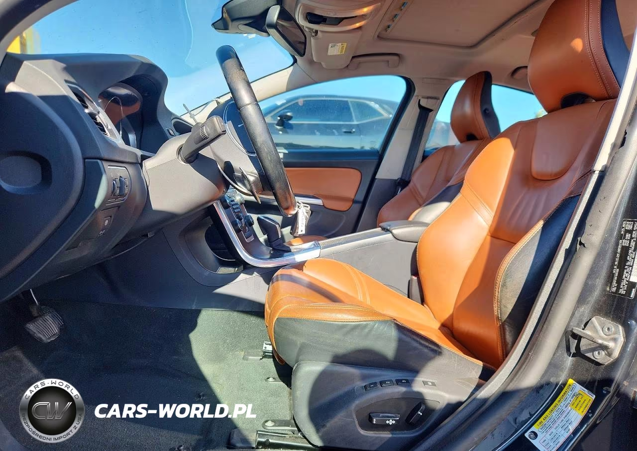 2014 Volvo S60 T5 VIN:YV1612FSXE1284356 - 7