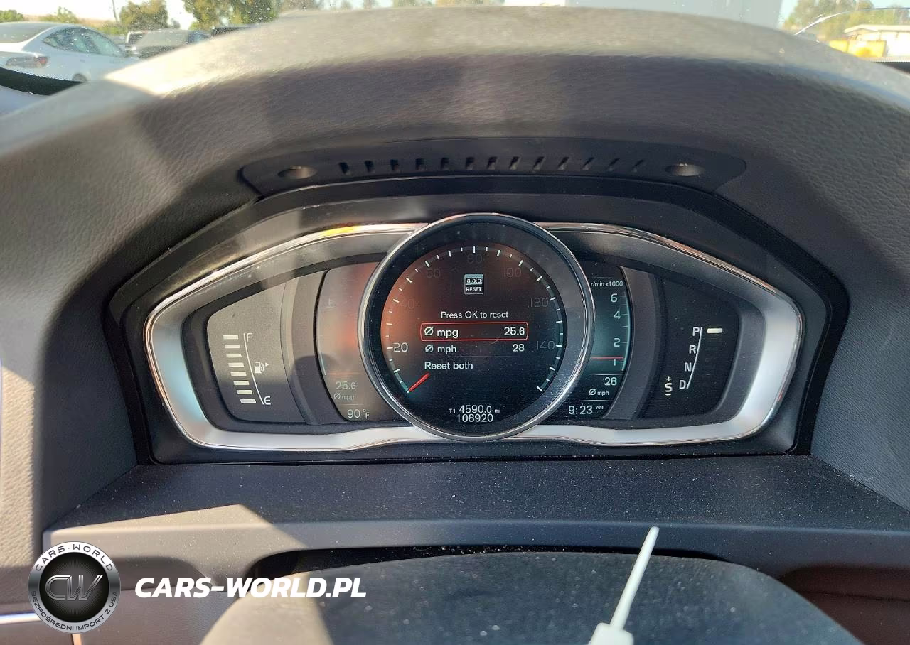 2014 Volvo S60 T5 VIN:YV1612FSXE1284356 - 9