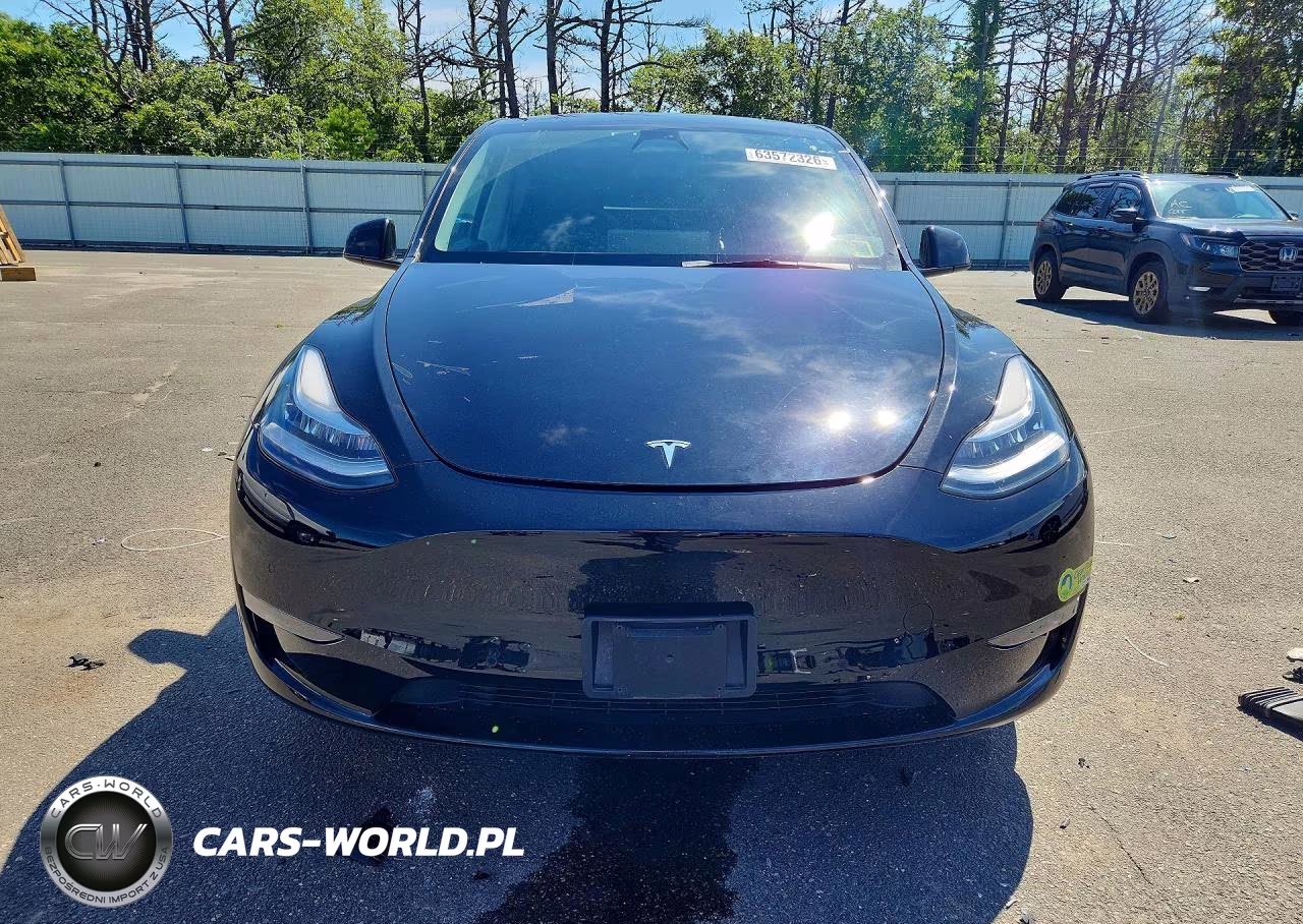 2022 Tesla Model Y VIN:7SAYGDEE2NA007518 - 5
