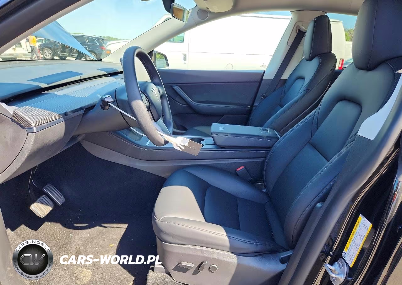 2022 Tesla Model Y VIN:7SAYGDEE2NA007518 - 7
