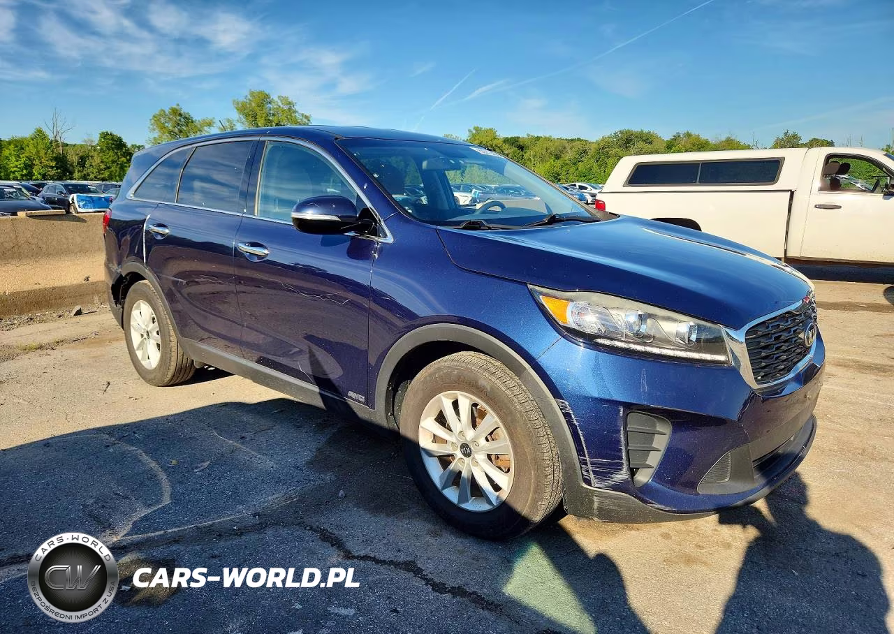 2019 Kia Sorento Lx V6 VIN:5XYPGDA54KG441669 - 4