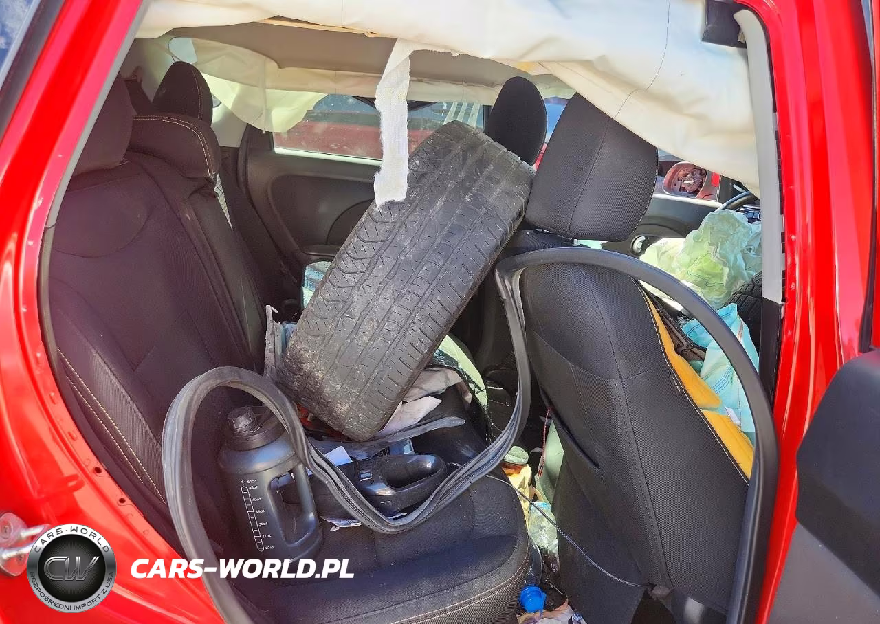 2015 Kia Soul + VIN:KNDJP3A52F7769711 - 10
