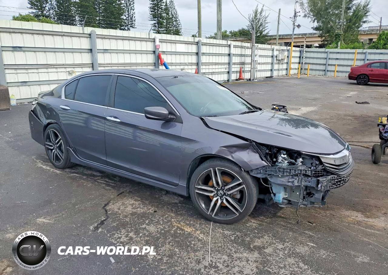 2017 Honda Accord Sport VIN:1HGCR2F58HA281408 - 4