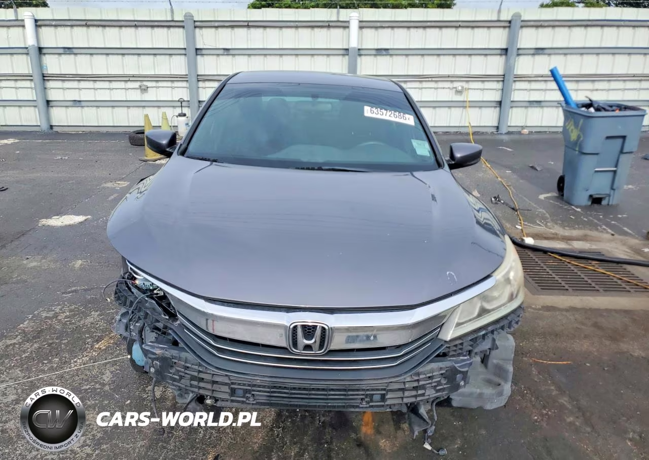 2017 Honda Accord Sport VIN:1HGCR2F58HA281408 - 5
