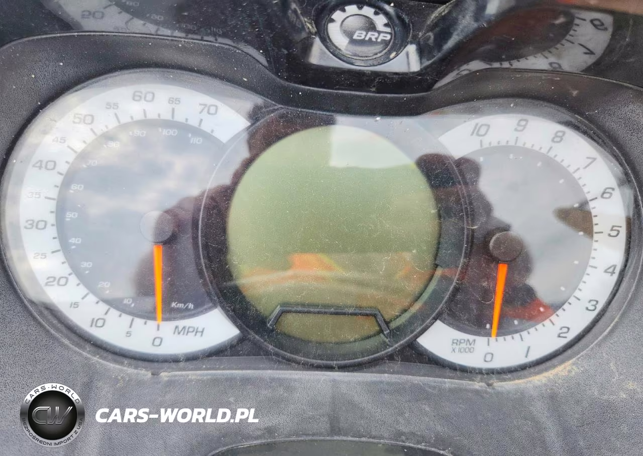 2010 Sea-Doo Gtx215 Jet Ski VIN:YDV01575C010 - 8